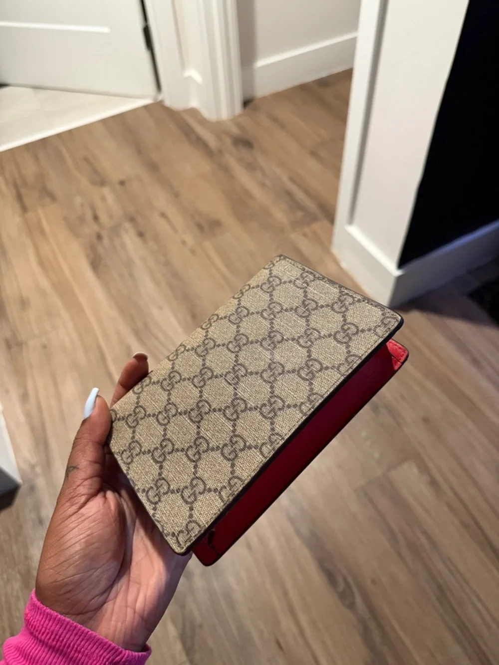 Gucci Beige GG Supreme Wallet with Red Cherry Accent - Picture 4 of 5